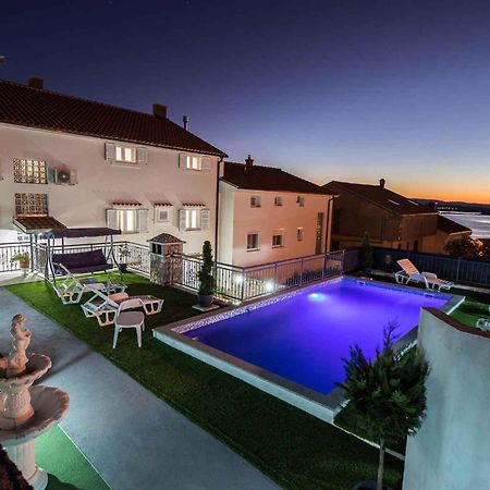 Nice apartment in Crikvenica with 1 Bedrooms&WiFi Buitenkant foto