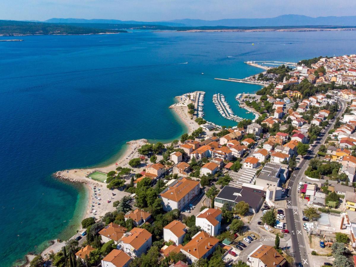 Nice apartment in Crikvenica with 1 Bedrooms&WiFi Buitenkant foto