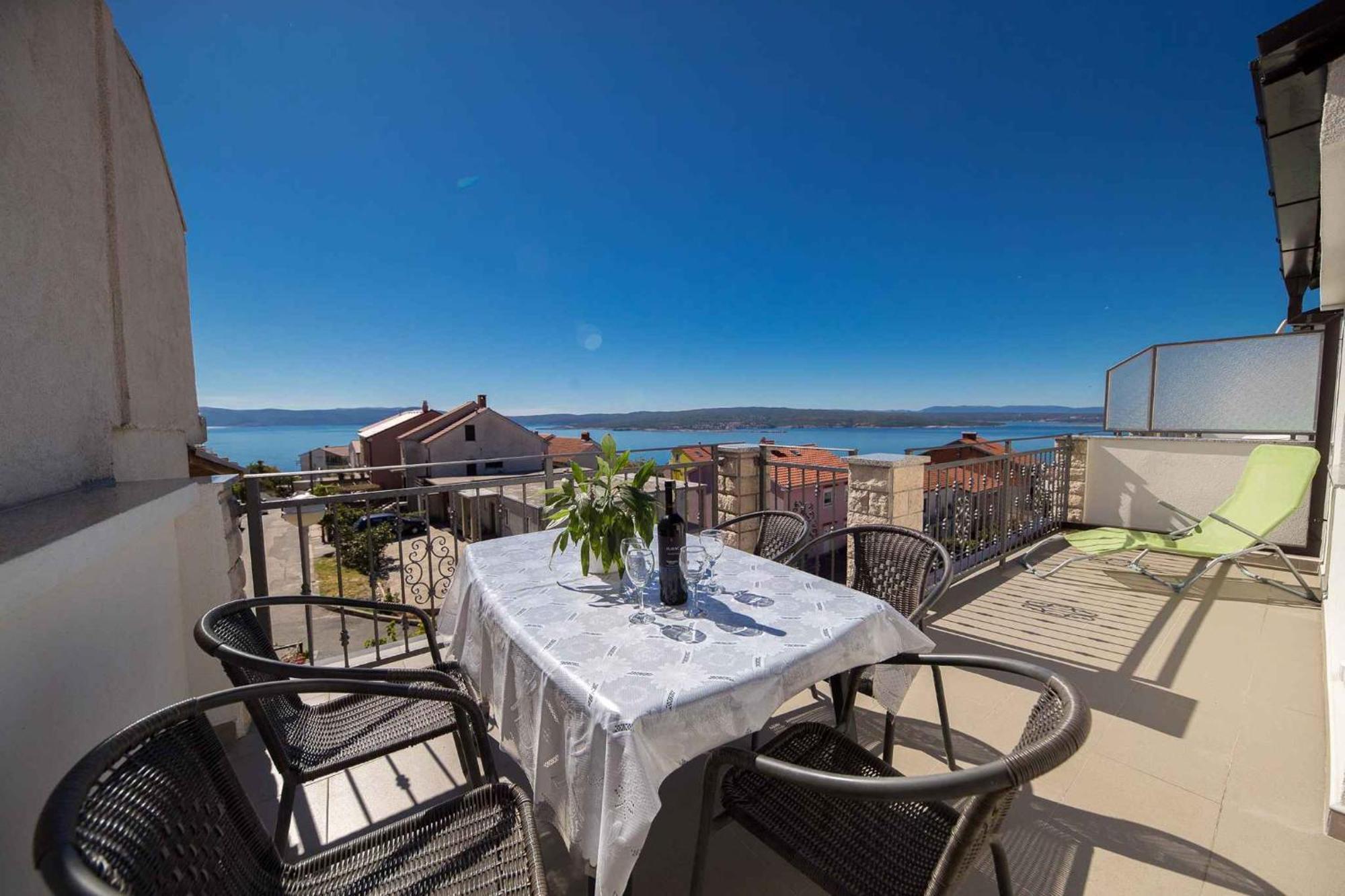 Nice apartment in Crikvenica with 1 Bedrooms&WiFi Buitenkant foto