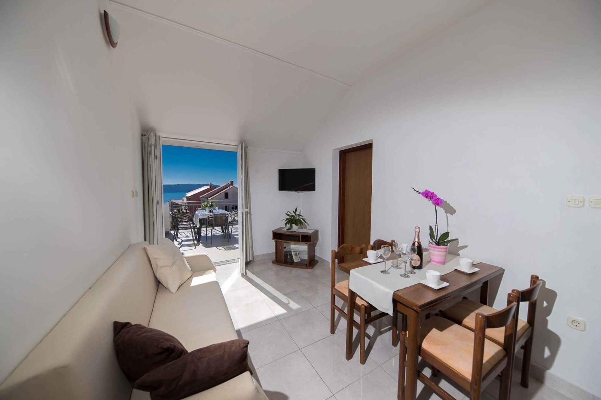Nice apartment in Crikvenica with 1 Bedrooms&WiFi Kamer foto